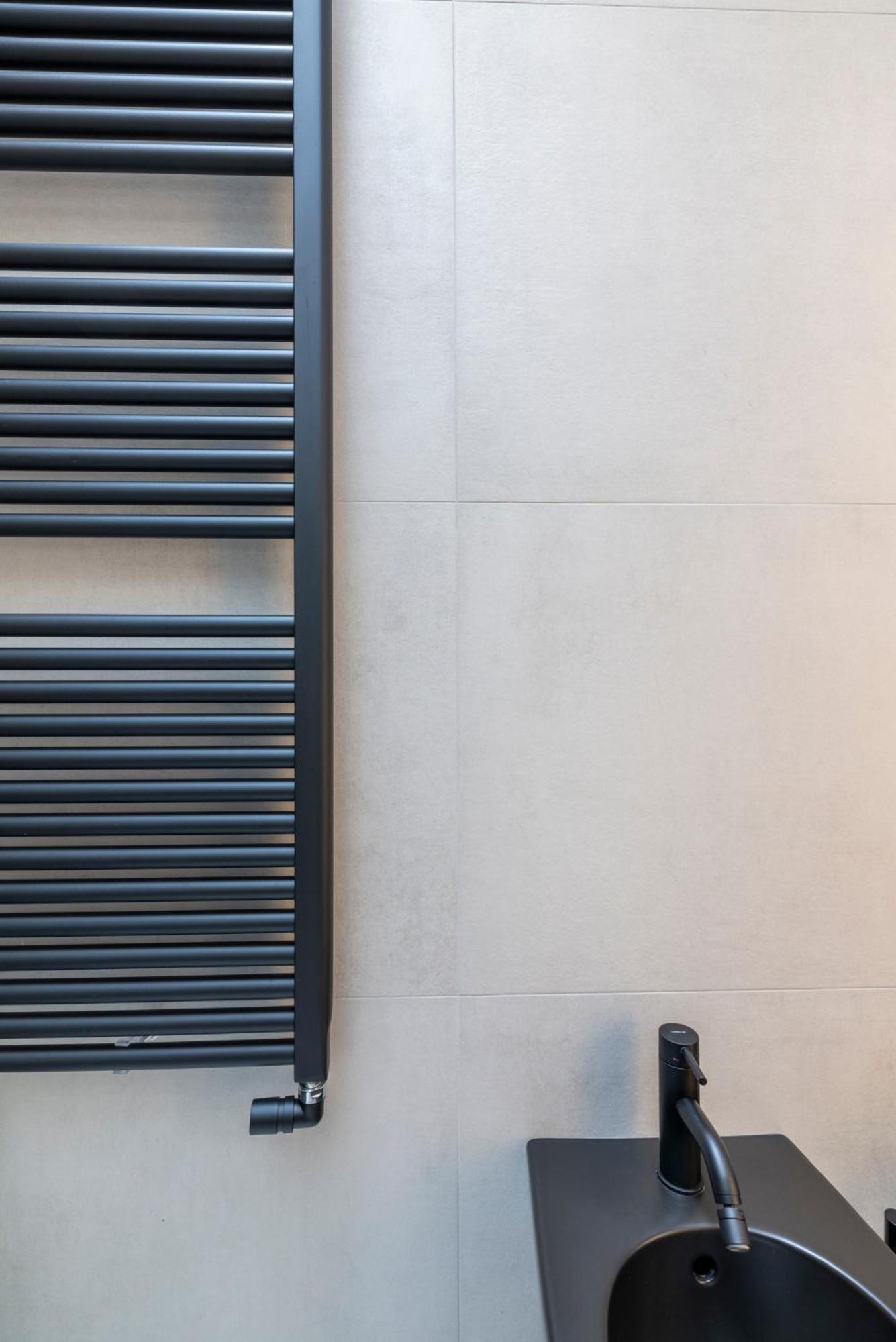 Aldrovandi Luxury Suites And Apartment Bologna Exterior foto