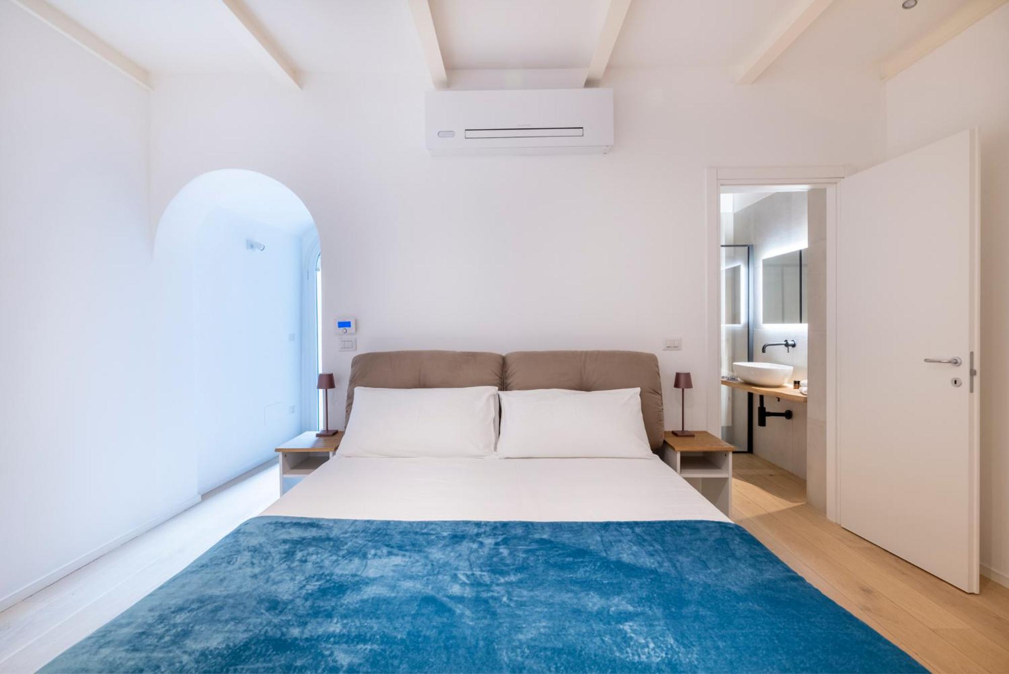 Aldrovandi Luxury Suites And Apartment Bologna Exterior foto