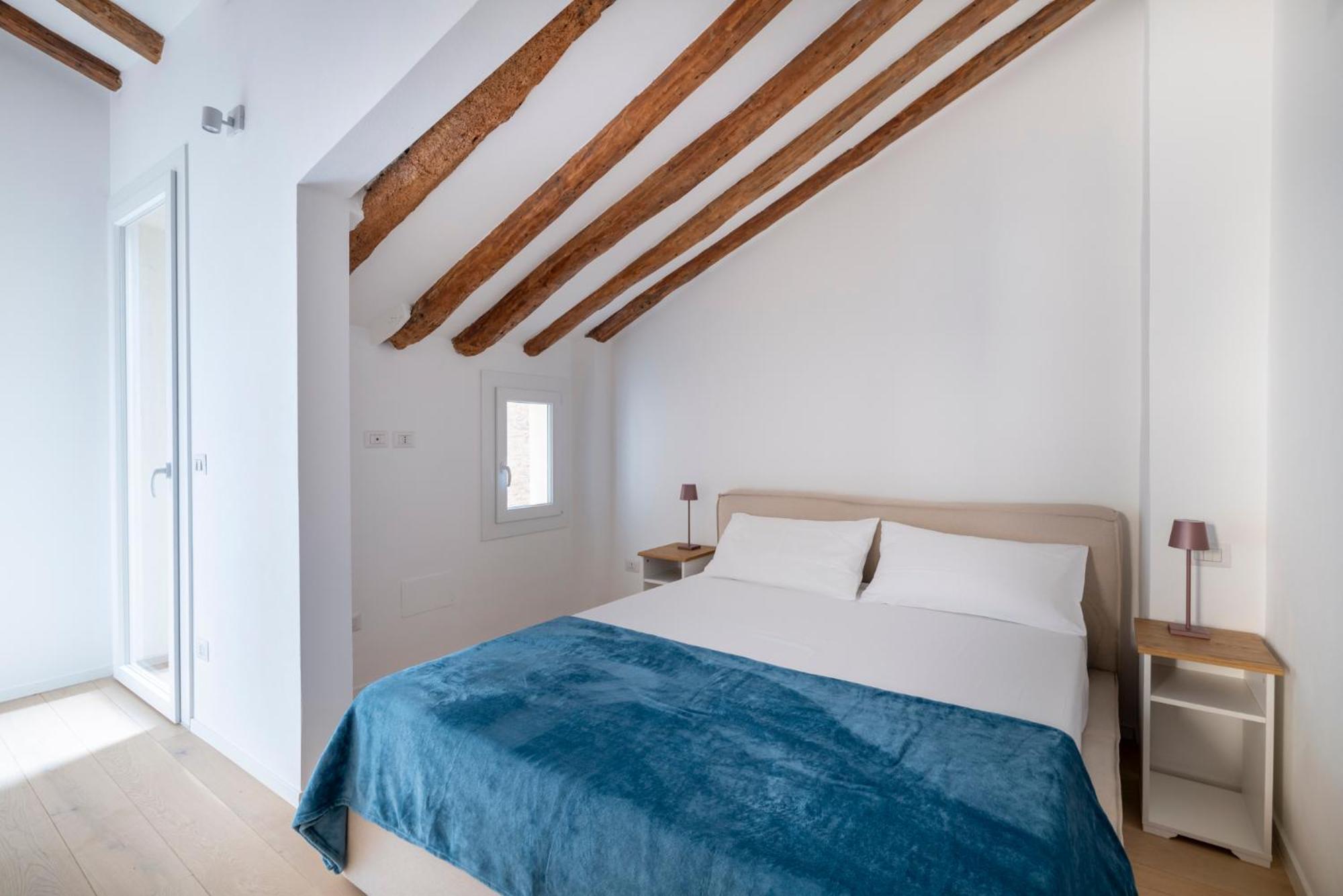 Aldrovandi Luxury Suites And Apartment Bologna Exterior foto